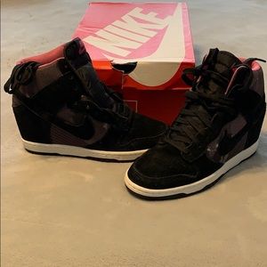 Nike Women’s Dunk Sky Hi Print